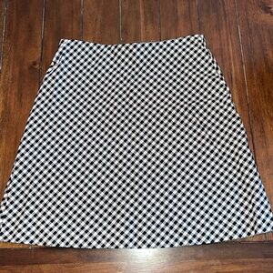 Karen Kane Skirt size M black and white